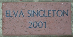 ELVA SINGLETON 2001