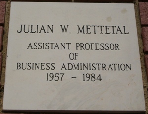 JULIAN W. METTETAL