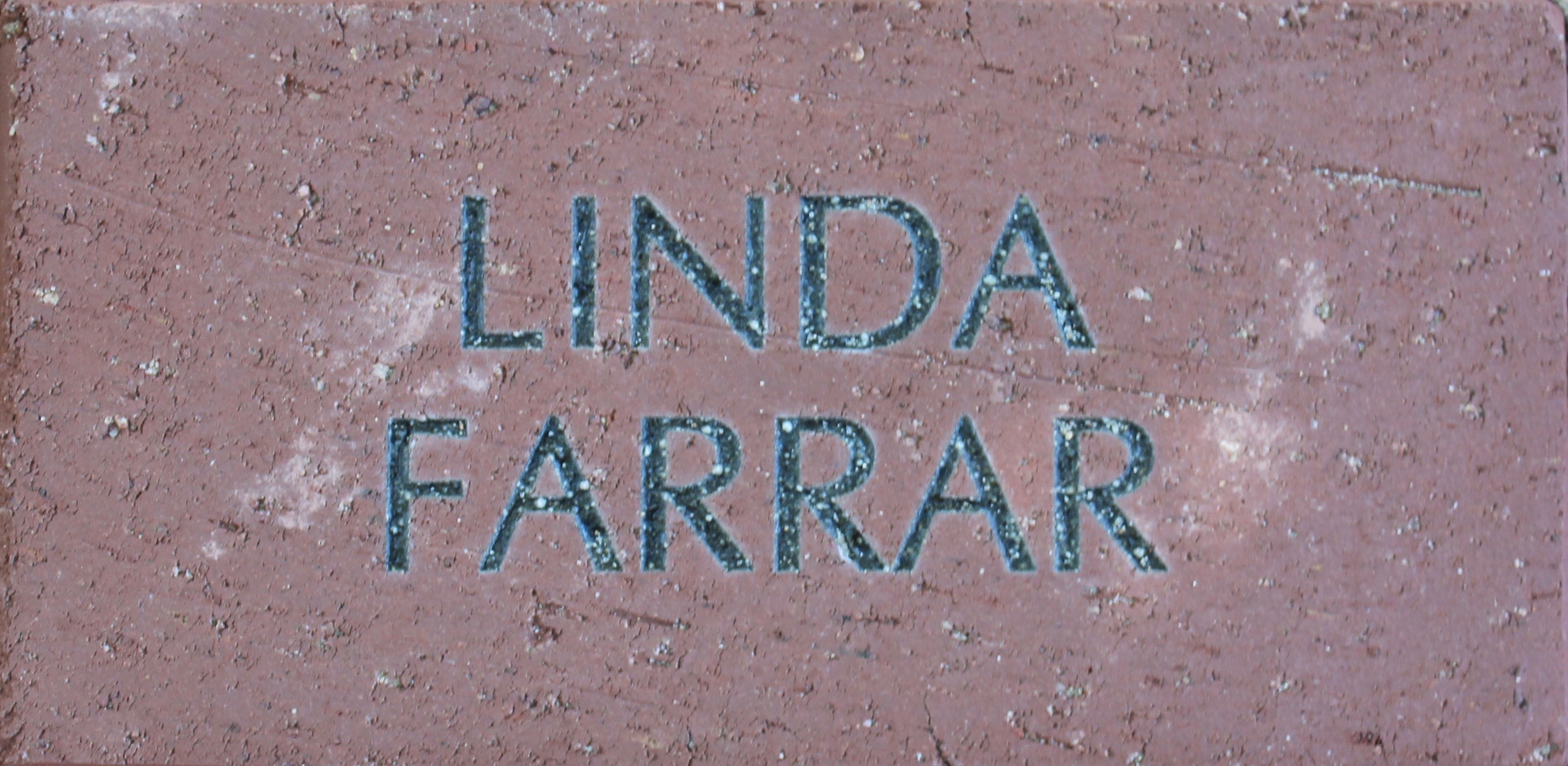 Linda Farrar