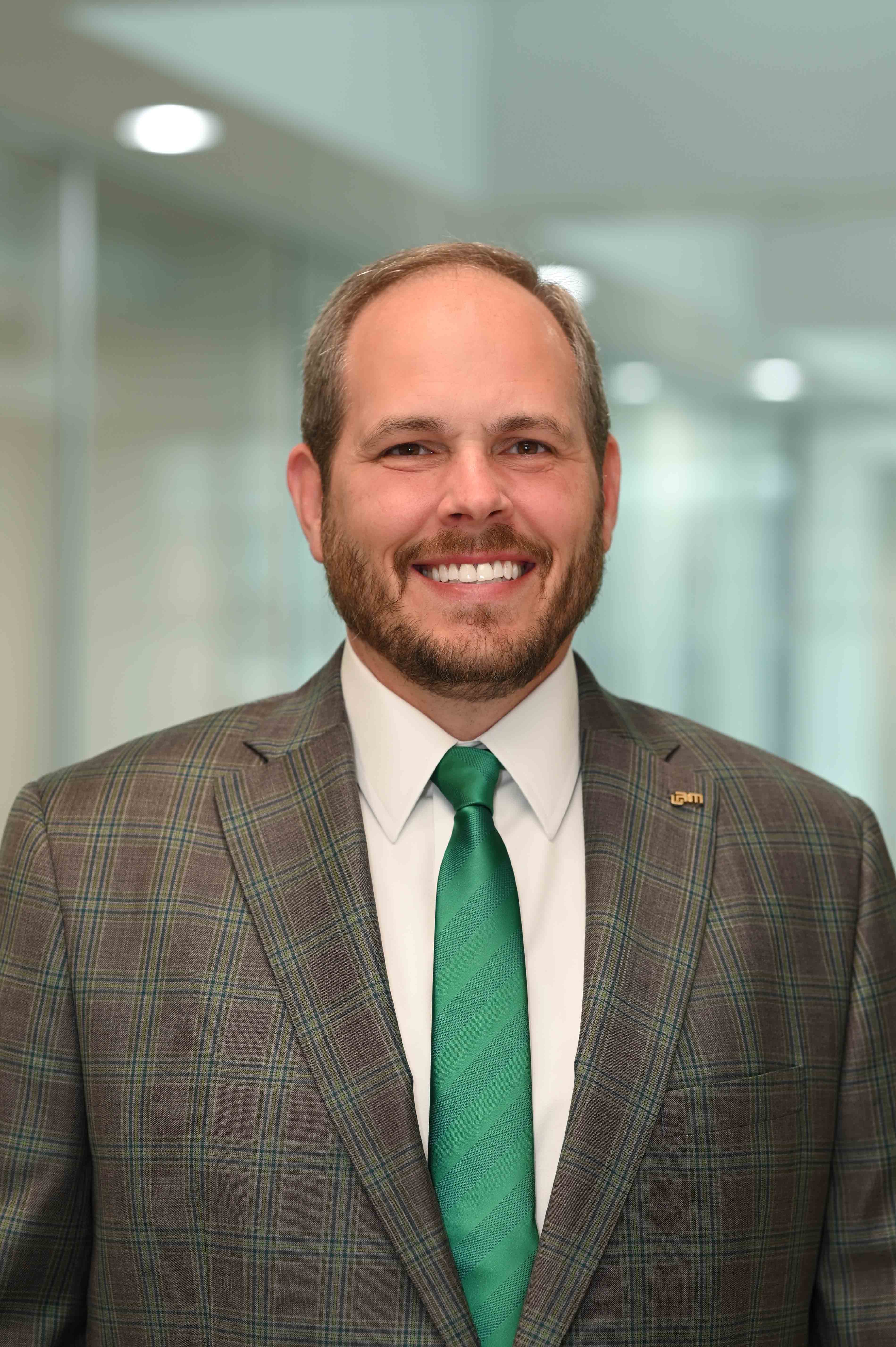 Dr. Landon Grimes